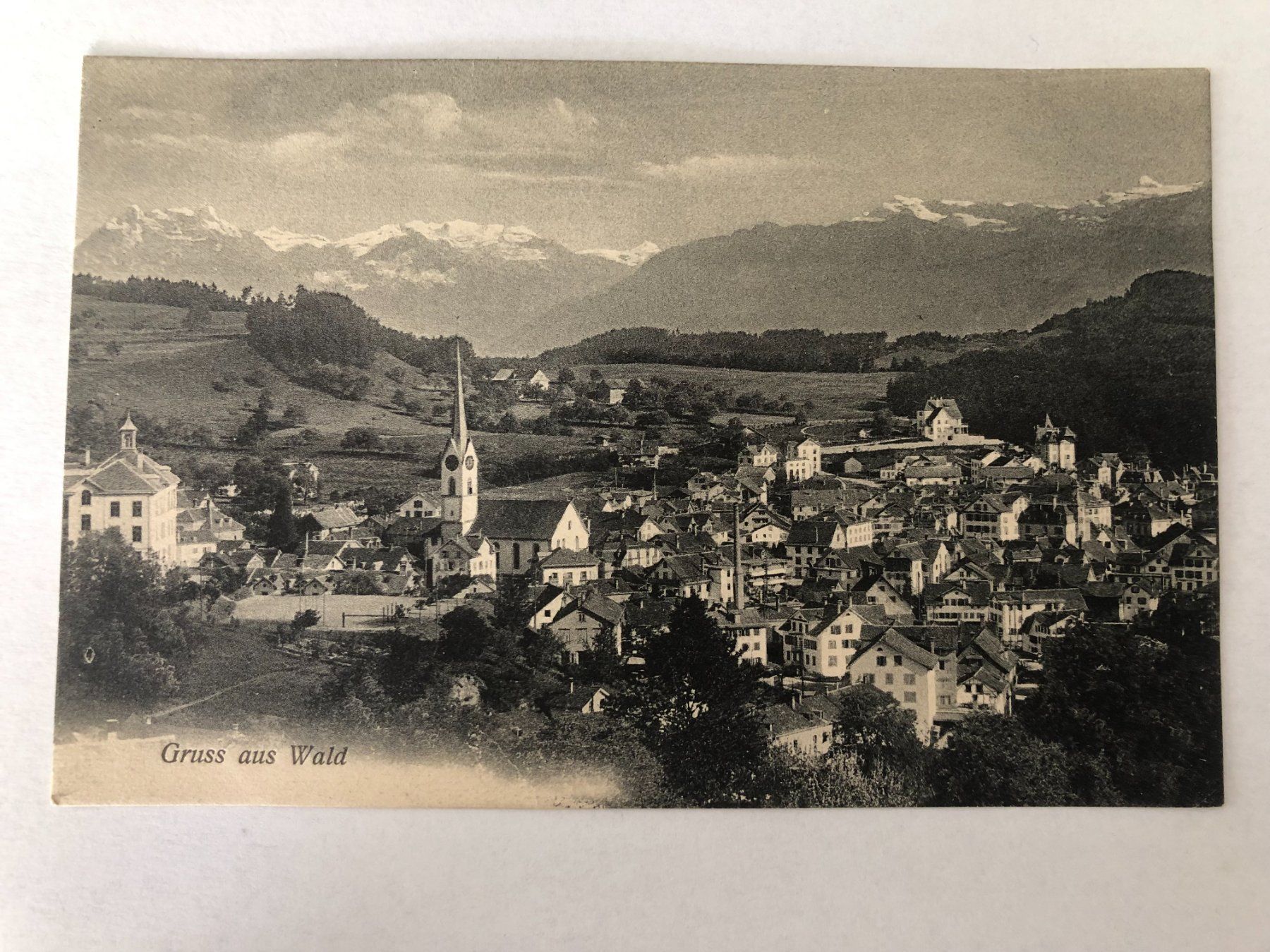 Ansichtskarten: Ansichtskarte Wald ZH , Berge, Kirche, Ort, alt – Gebraucht aus Pfäffikon ZH von Waltoversand