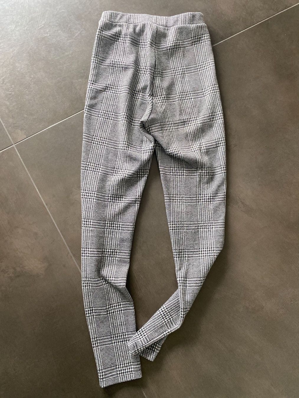 Calze & Collant: Stradivarius leggings T.32 – Usato da Delémont venduto da Ma_LoU.01 1