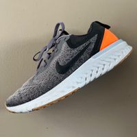 NIKE Odyssey React Sneakers 🩶