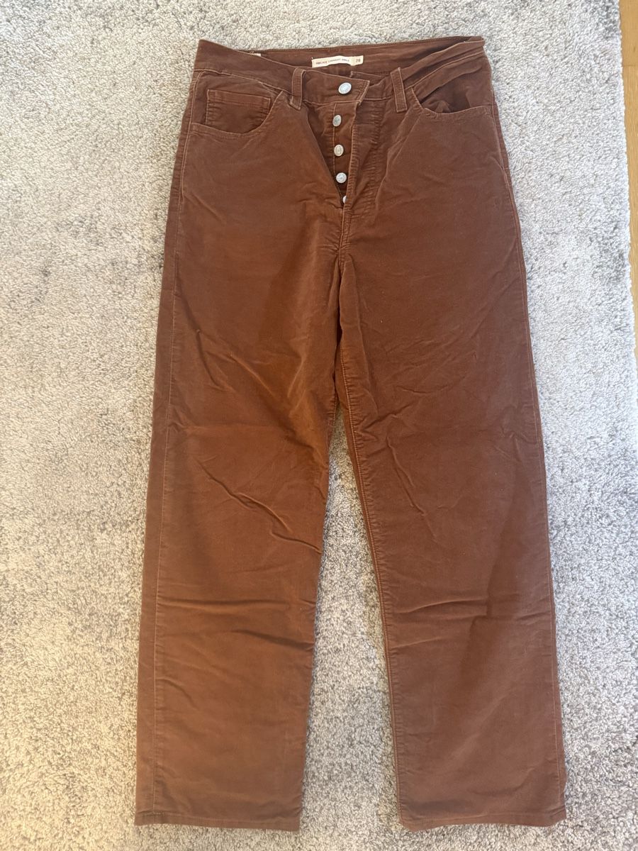 Levi's Jeans: LEVIS Ribcage Ankle Samt Gr. 28 – Neuf (Voir description) à Bern par kwa_pyt9