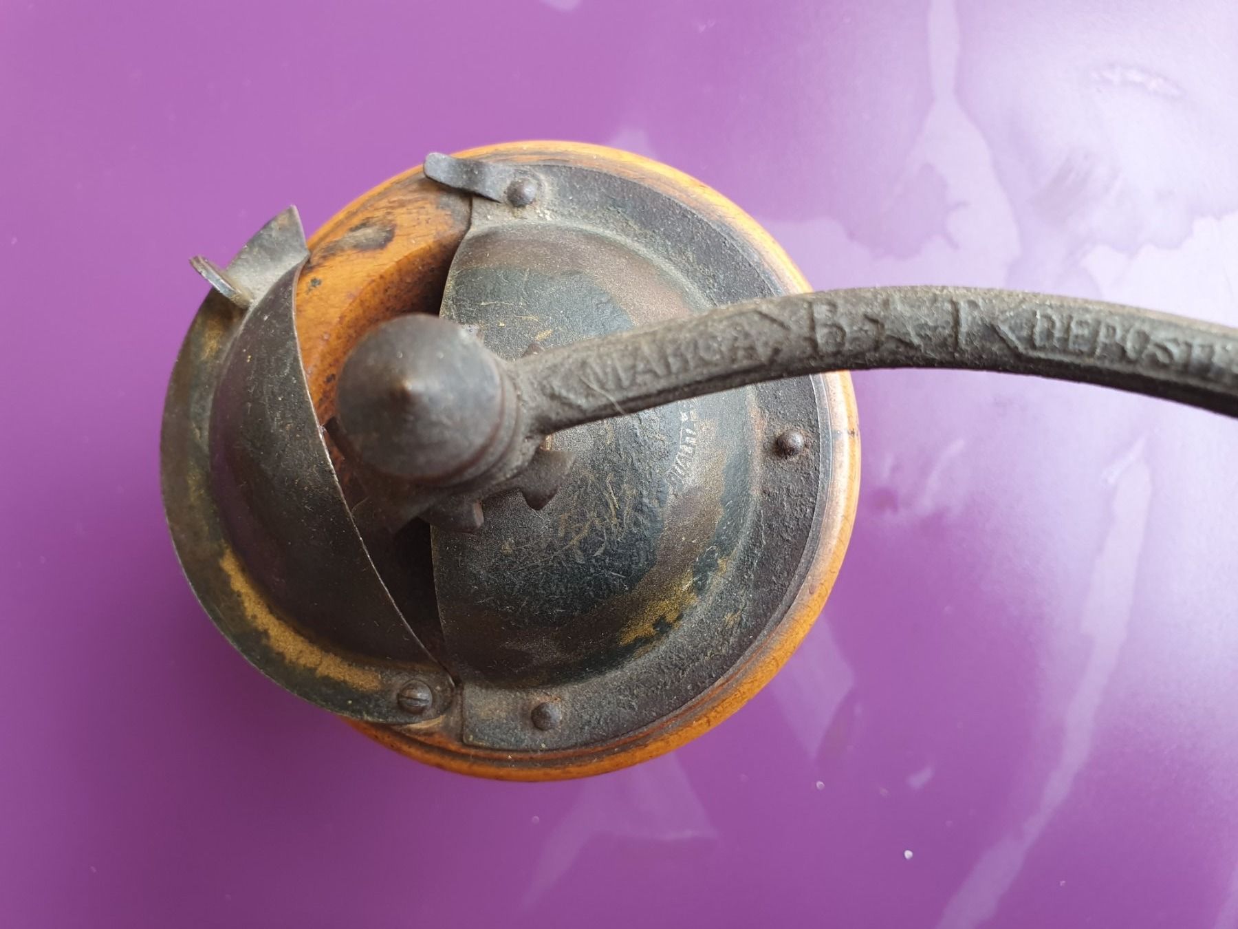 Elettrodomestici da cucina: Antico macinino da caffè Bartolomeo Trucchetti – Usato da Morbio Inferiore venduto da lunaria 2