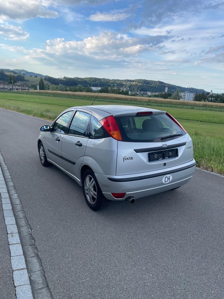 Ford Autos: Ford Focus 1.6 16V, ab MFk – Gebraucht aus Oberuzwil von ass_jwk9 1