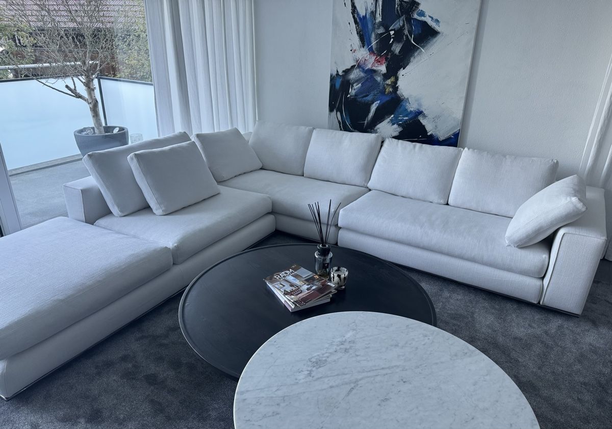 Minotti Divani: Minotti Hamilton Sofa – Usato da Luzern venduto da Cube4 2