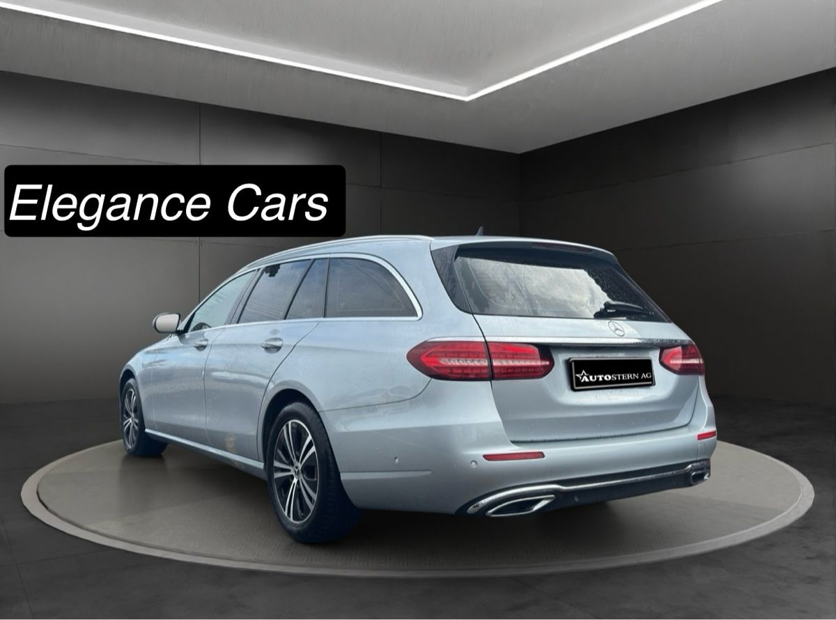 Mercedes-Benz Automobili: Mercedes-Benz E220d T Avantgarde 9G – Usato da Sennwald venduto da elegance_cars 2