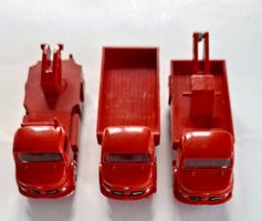 3 rote Vintage Lego Fahrzeuge