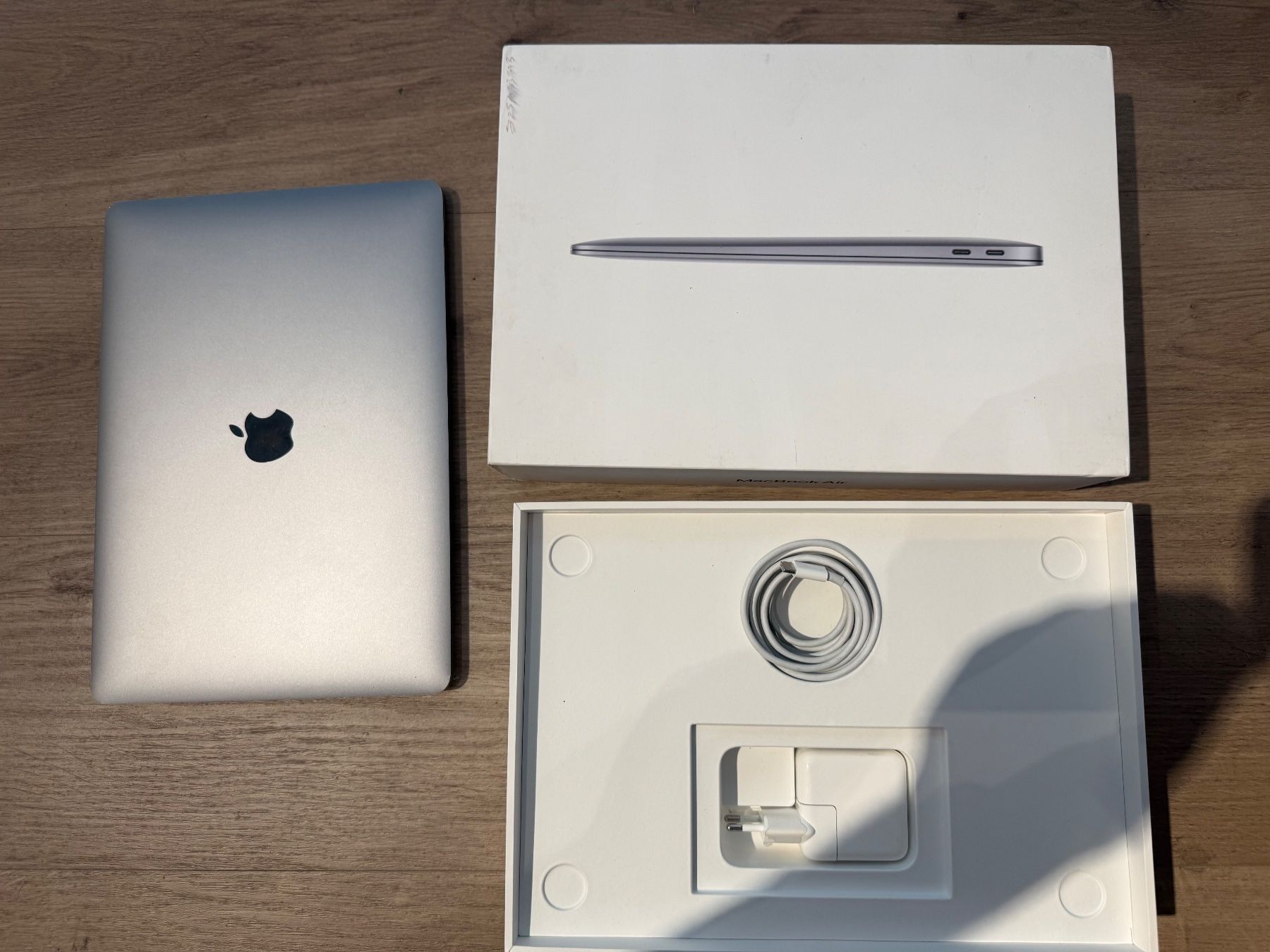 Apple Notebooks: MacBook Air 13 M1 – Gebraucht aus Siebnen von icrservicesolutions 5