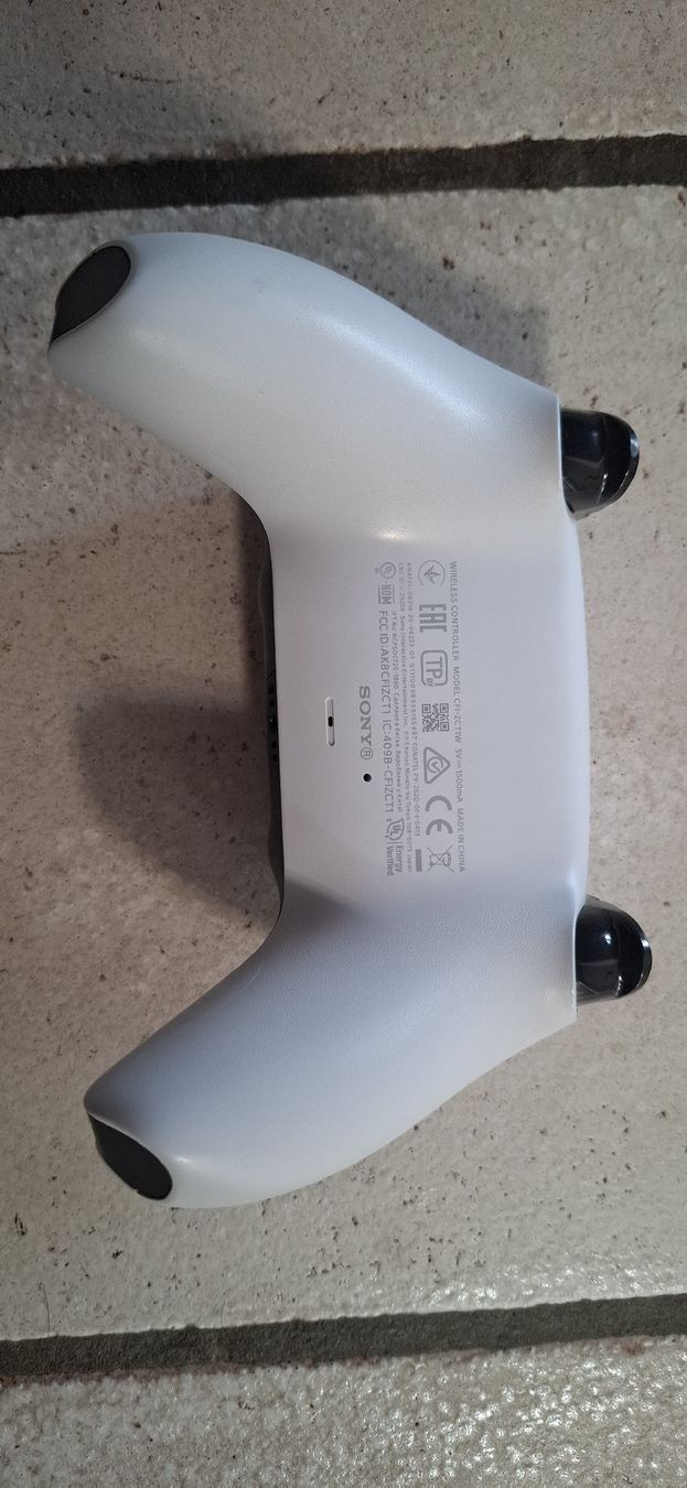 Sony Console: Playstation 5 Disc Version – Usato da Rorschacherberg venduto da Astralis 4