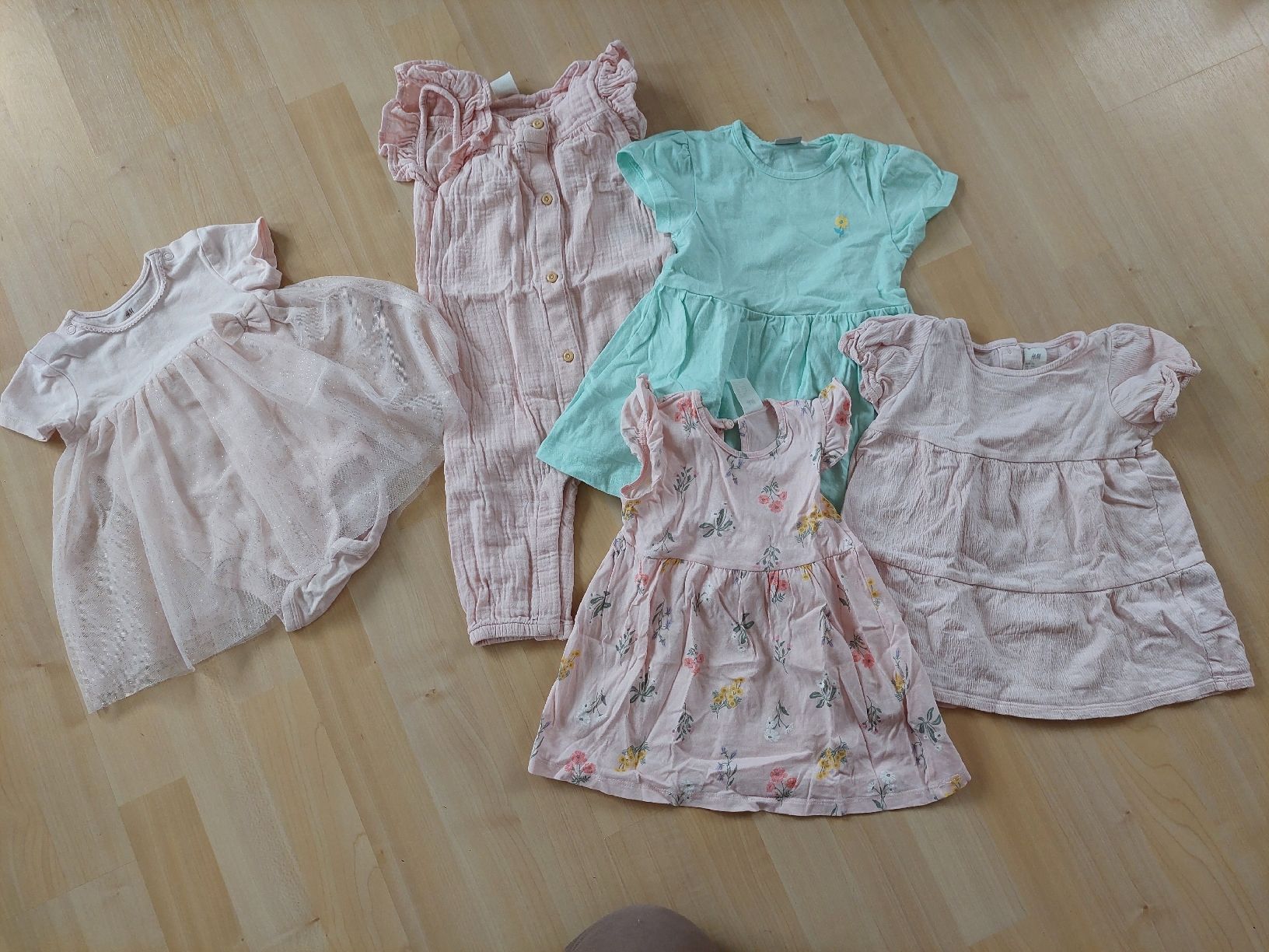 Kleiderpakete & -sets: Kleiderpaket Mädchen Gr. 74/80, 31 Teile – Gebraucht aus Gränichen von JaelRoost 2