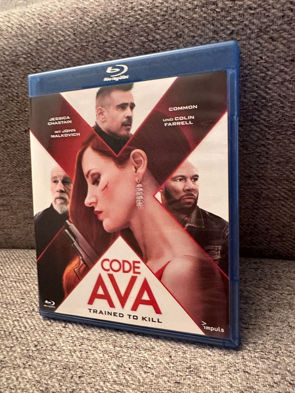 Tutti i DVDs: Code Ava: Trained to Kill (Blu-ray) – Usato da Langenthal venduto da beli-1980