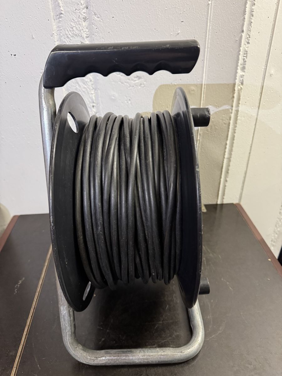 Neutrik Cavi: Kabelrolle mit 40M Instrumentenkabel NEUTRIK – Usato da Seewen SZ venduto da QM.03 3