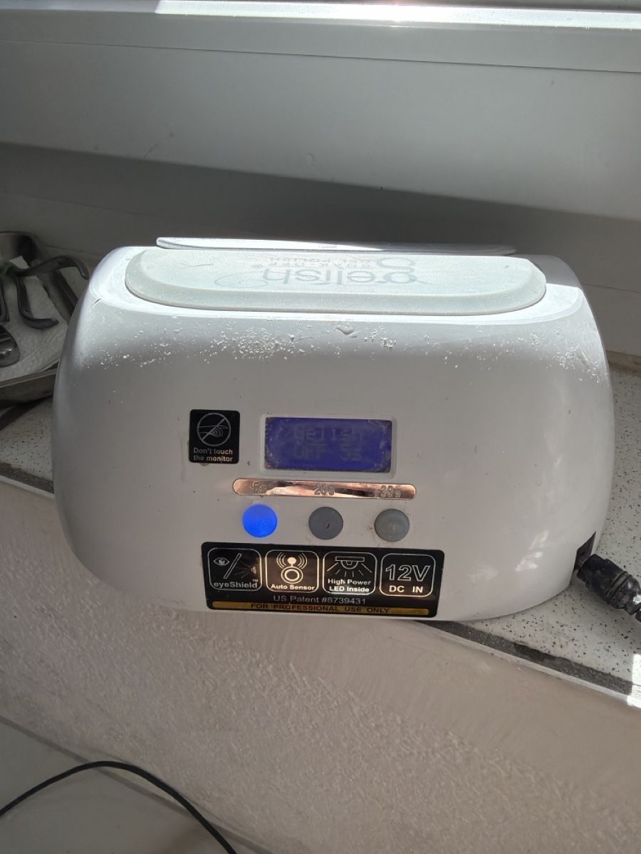 Lampade: Gelish LED Lampe – Usato da Biel/Bienne venduto da Trend90 1