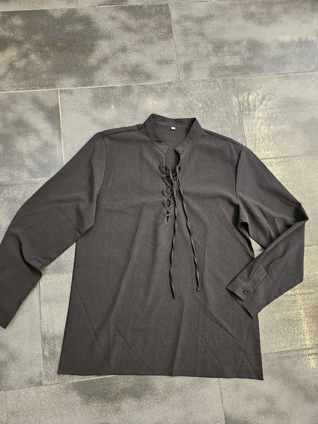 Hemden: Herren Hemd schwarz Polyester Grösse L neu – Neu (gemäss Beschreibung) aus Ormalingen von nomolnoi 1