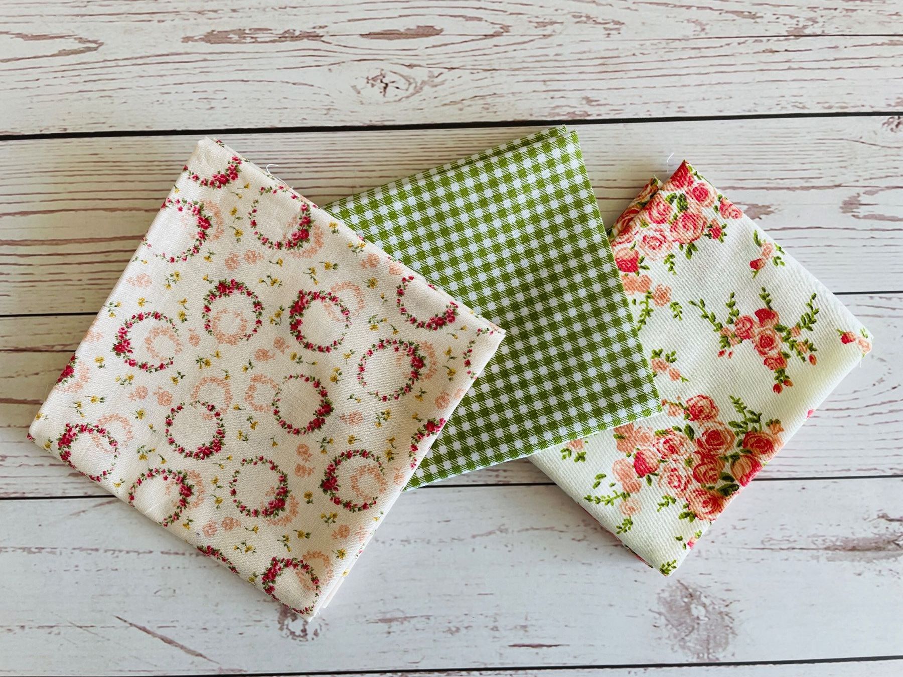 Tessuti: 3 Fat quarter/Coupons patchwork & couture - Champs fleuris – Nuovo e nell'imballaggio originale da Gland venduto da san_xz5j