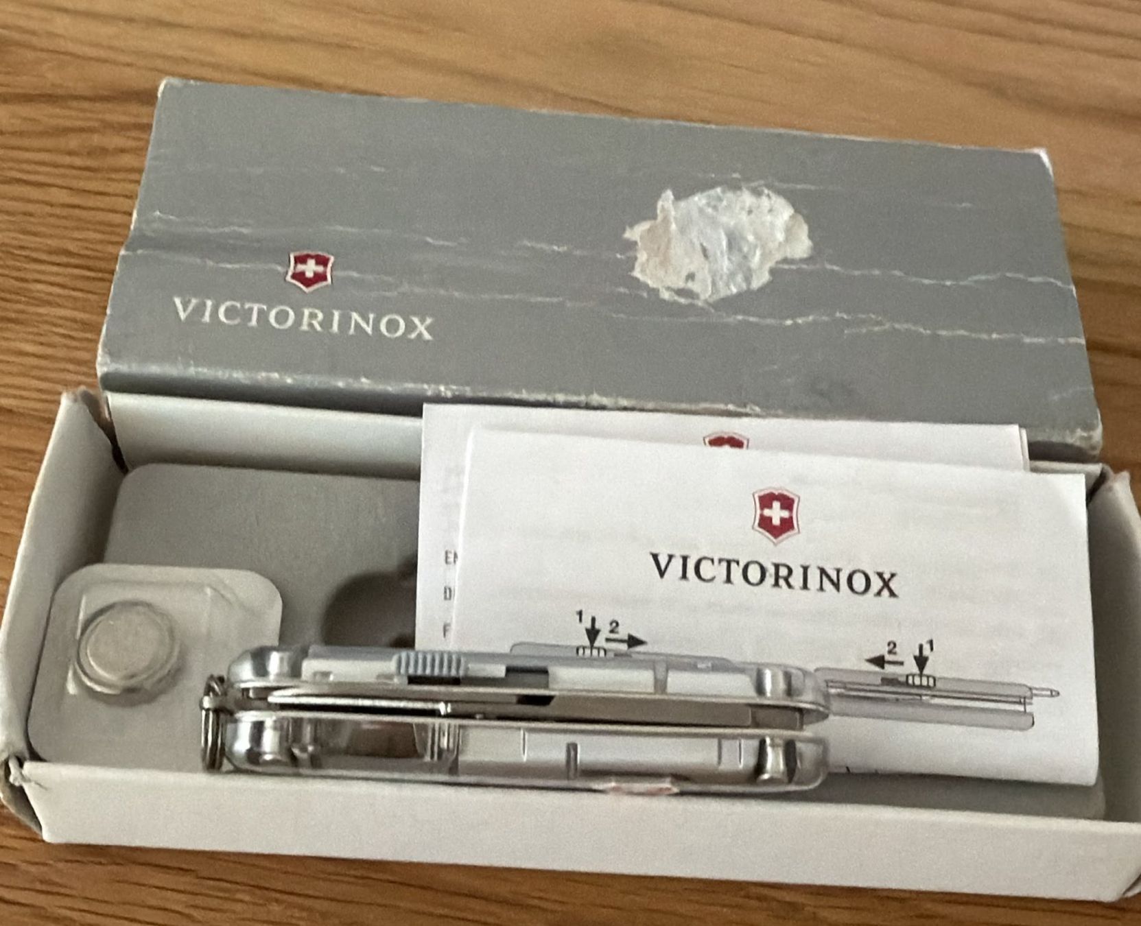 Victorinox Couteaux de poche: VICTORINOX SACKMESSER – Neuf avec emballage d'origine à Zürich par Frei-Occasionen 5