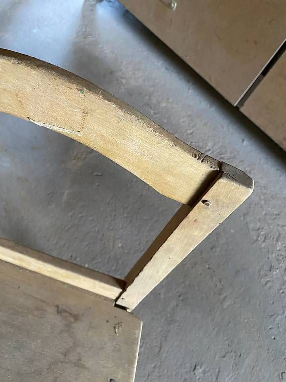 Stühle: chaise en bois ancienne – Gebraucht aus Les Vieux-Prés von PX132 3