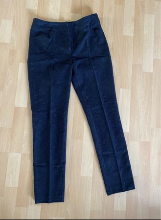 Elegante Damen Stoffhose Gr. 38 schwarz gemustert Bürohose