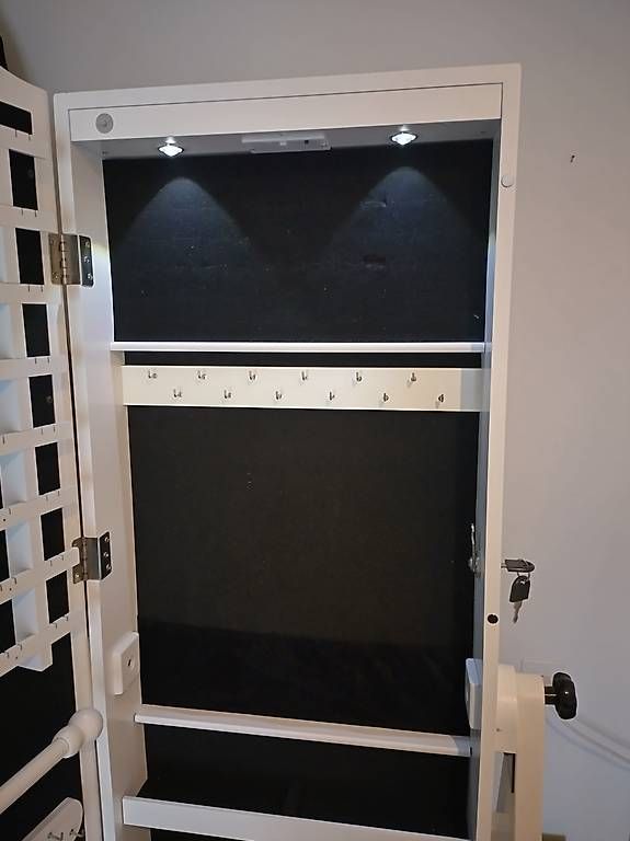 Armadi: Schmuckschrank mit Spiegel – Usato da Wil SG venduto da mon_r7qr 3