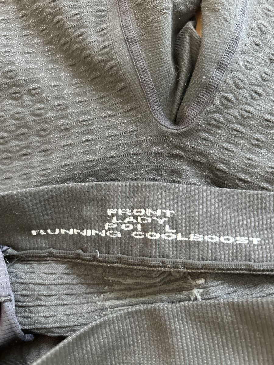 UYN Hosen: UYN Laufshorts Coolboost Grösse L – Gebraucht aus Nänikon von Amerika73 1