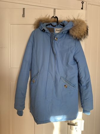 Blauer Winterparka mit Echtpelz-Kapuze, Grösse M, sehr warm