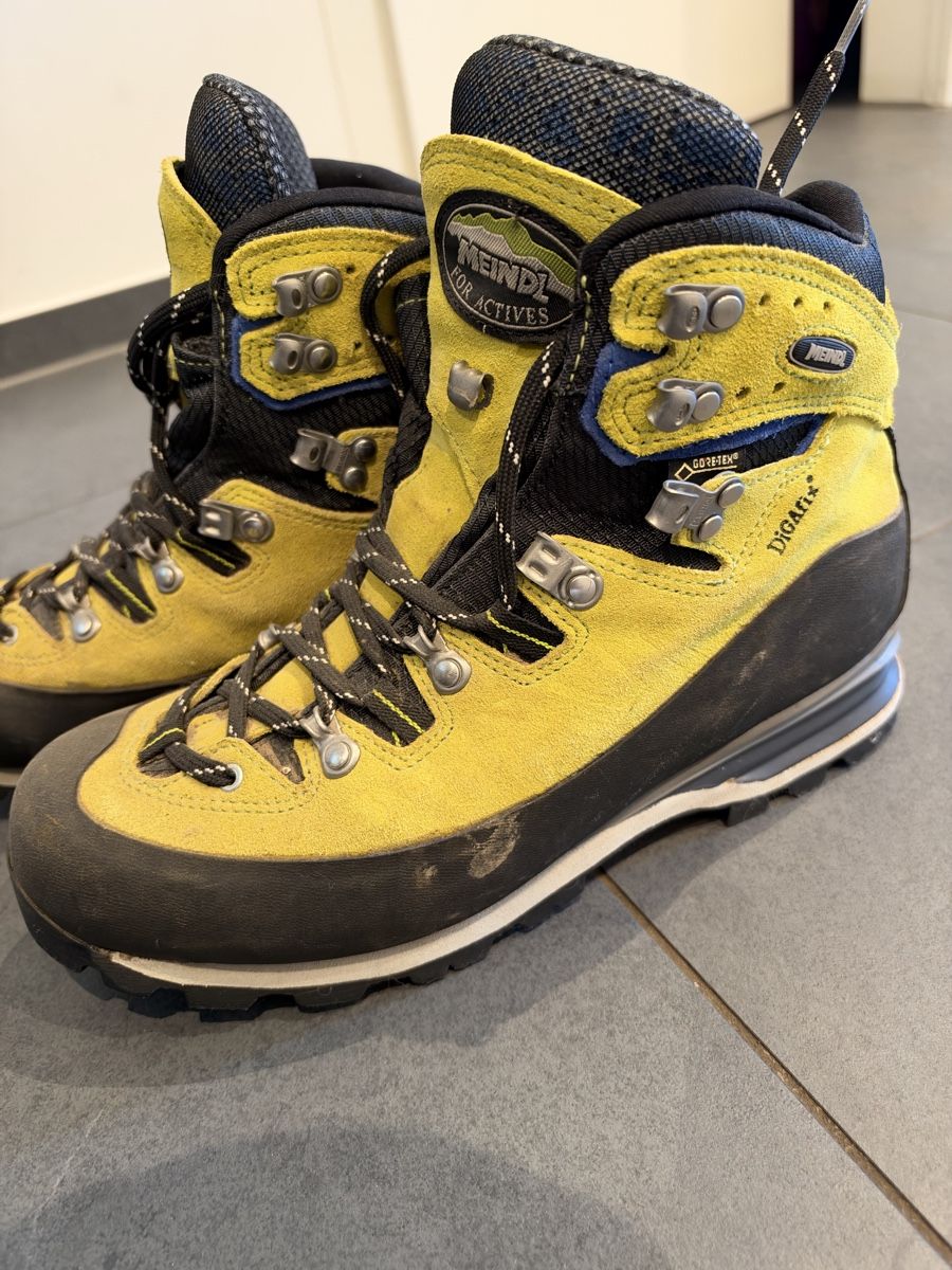 Meindl Scarpe da uomo: Meindl Wanderschuhe Gore-Tex gelb Grösse 42 – Nuovo (secondo la descrizione) da Neerach venduto da lin_2k7j 2