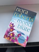 Das Buch, Mond Blüte von Nora Roberts