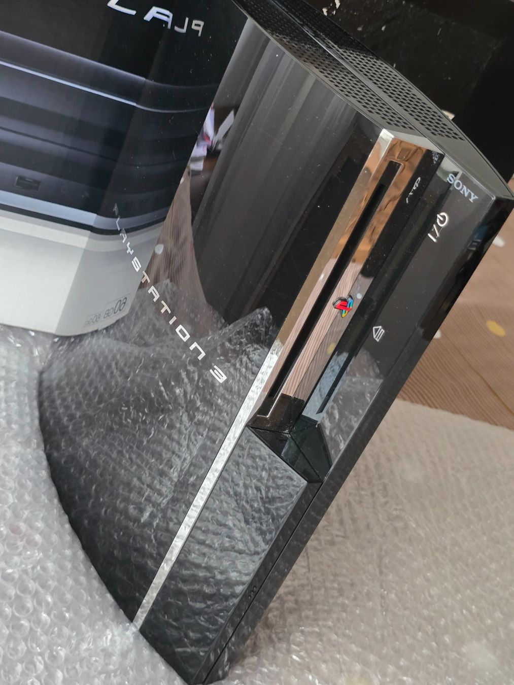 Sony Console: PS3/60GB kompatibel mit PS1& PS2 Spielen – Usato da Liestal venduto da Berr 4