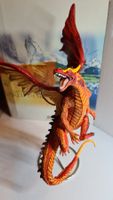 The Tudor Mint, fliegender Roter Drache