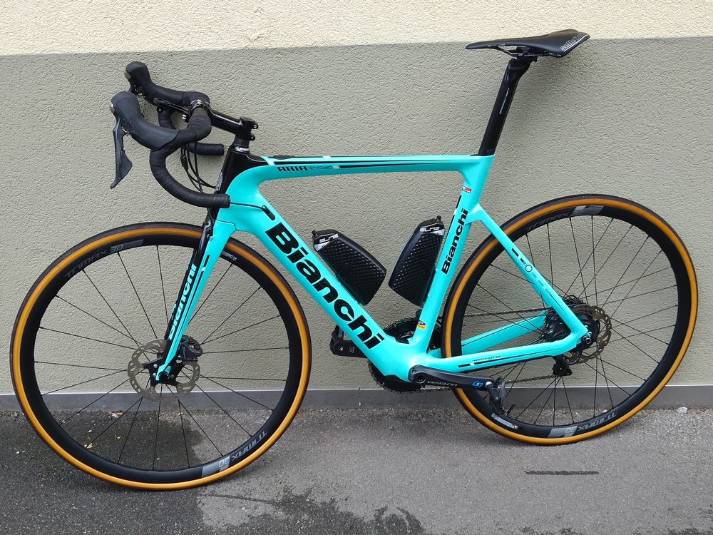 Bianchi e on sale road bike