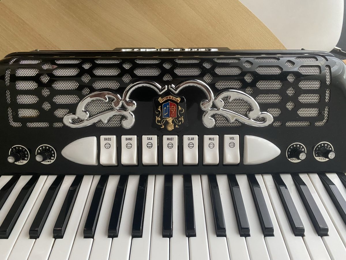 Strumenti musicali: Guerini Akkordeon Student 127 – Usato da wittenbach venduto da Stanko393 5