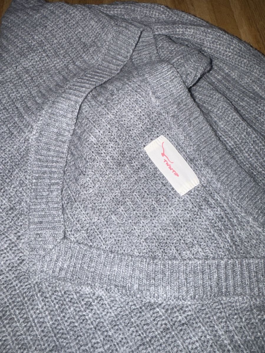Pullover & Sweatshirts: Strickpullover  – Gebraucht aus egerkingen von cin_vqn7 1