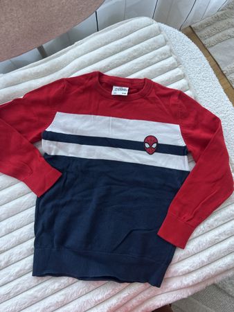 SPIDERMAN MARVEL STRICKPULLOVER WIE NEU GR 134