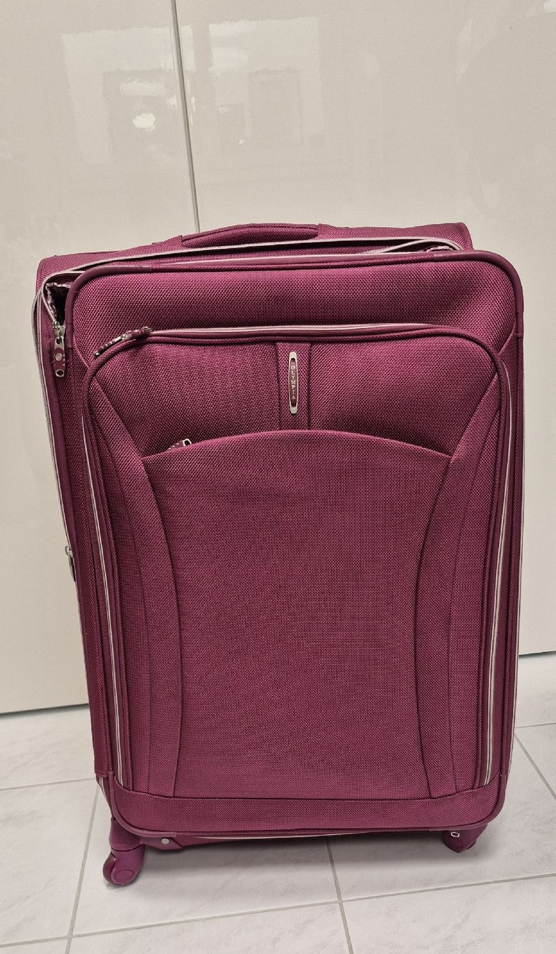 Valises de voyage: Reisekoffer Olympia violett  – D'occasion à Wettingen par allebasj61