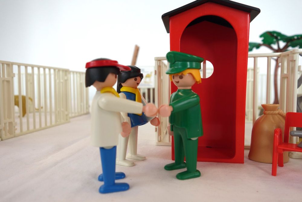 PLAYMOBIL STRUCTURE Complete Du Zoo 3145 EUR 25,00 - FR