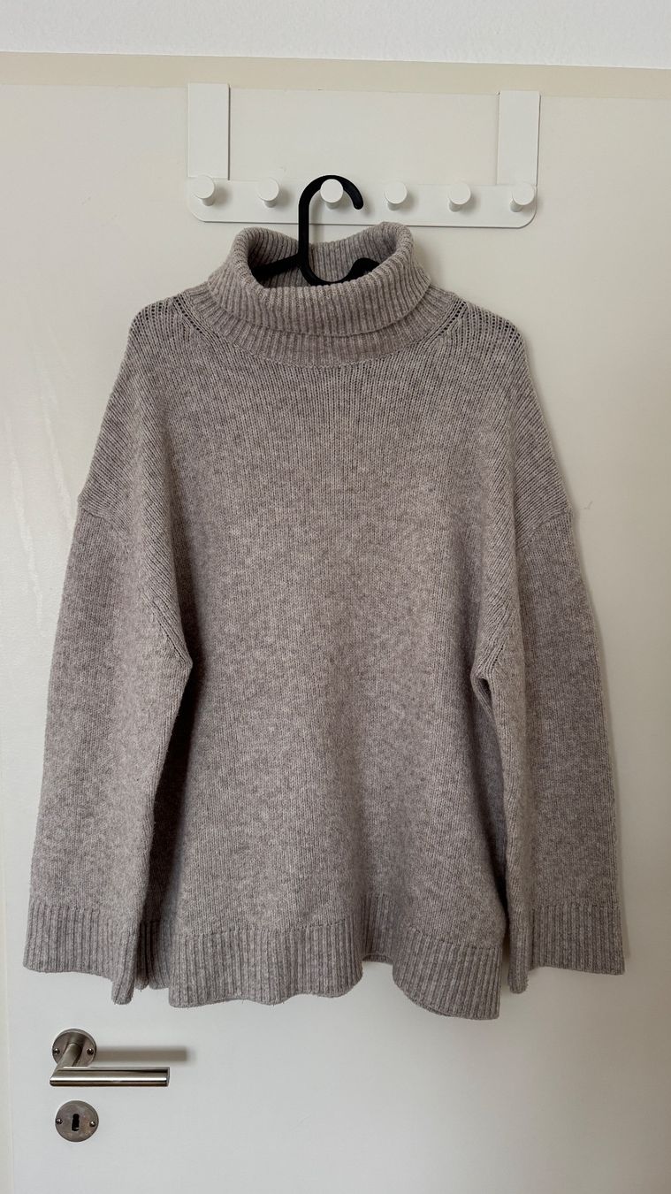 H&M Maglioni & Felpe: H&M Oversize Rollkragenpullover, Gr. S – Usato da Luzern venduto da Ecila007