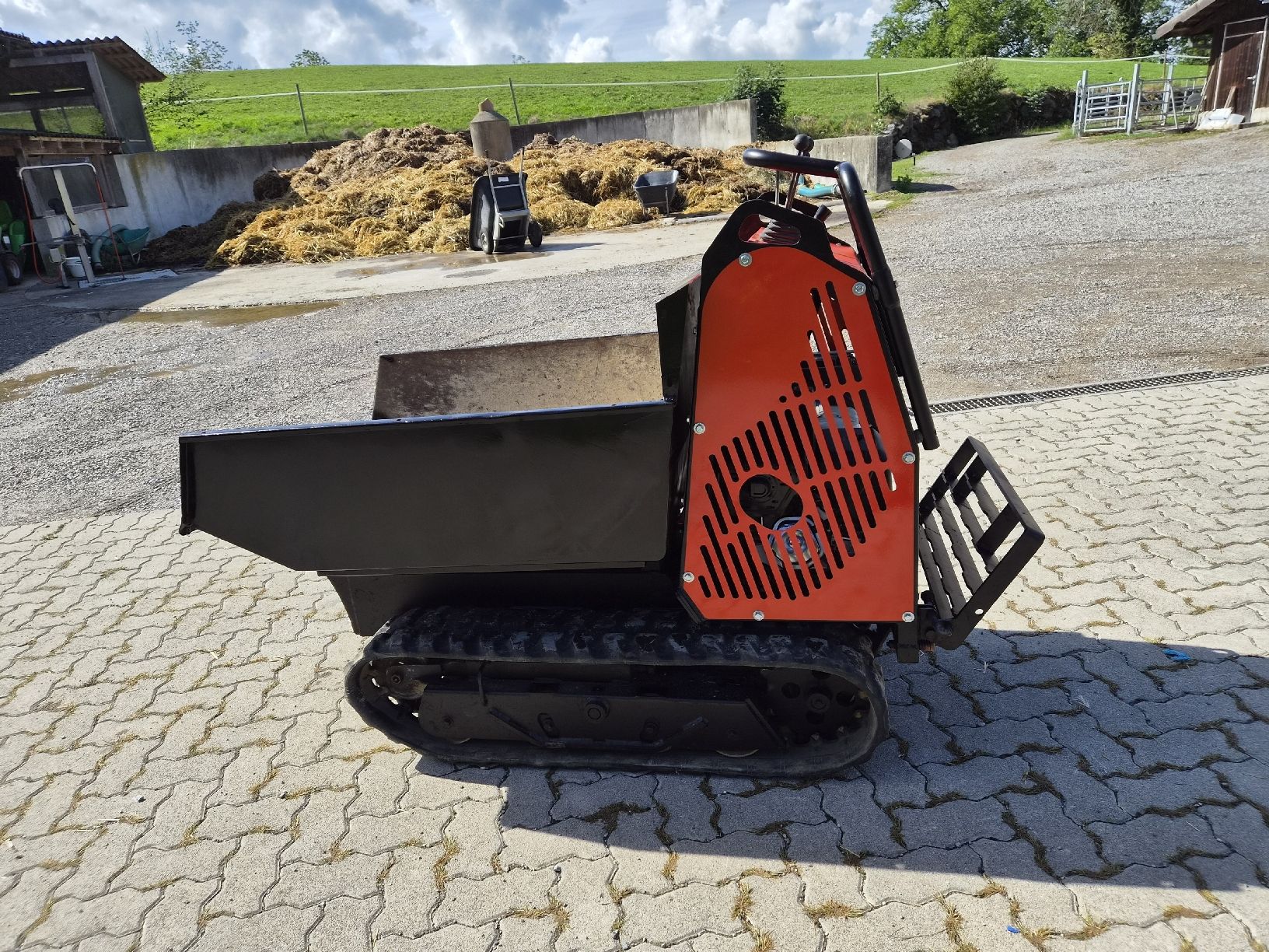 Hutter Tutte le macchine: Huki 70HB-V2 Raupendumper – Usato da Hittnau venduto da Cs94