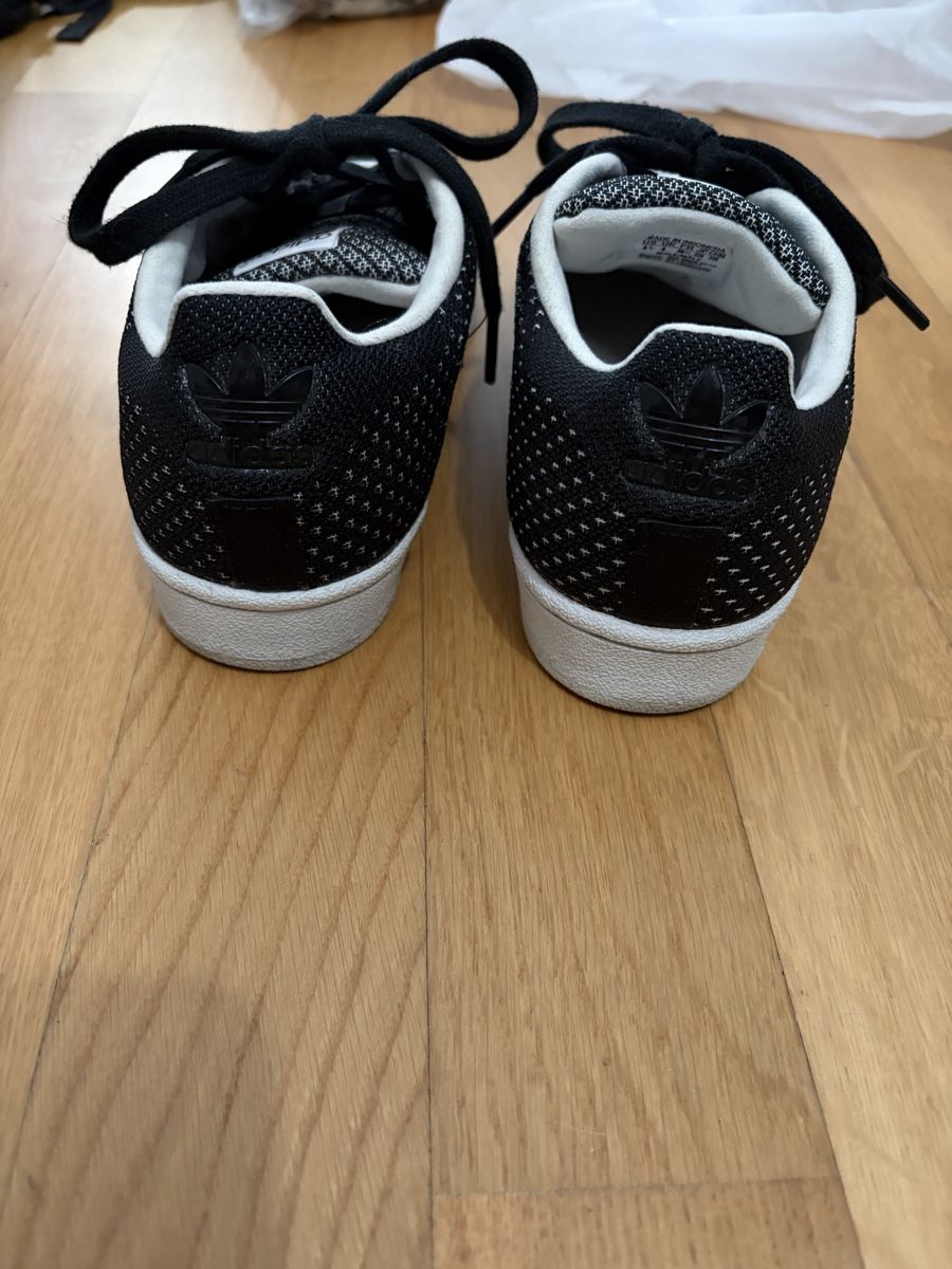 Adidas Damenschuhe: Adidas superstar taille 362/3 – Gebraucht aus Dully von CELINE.D11 2
