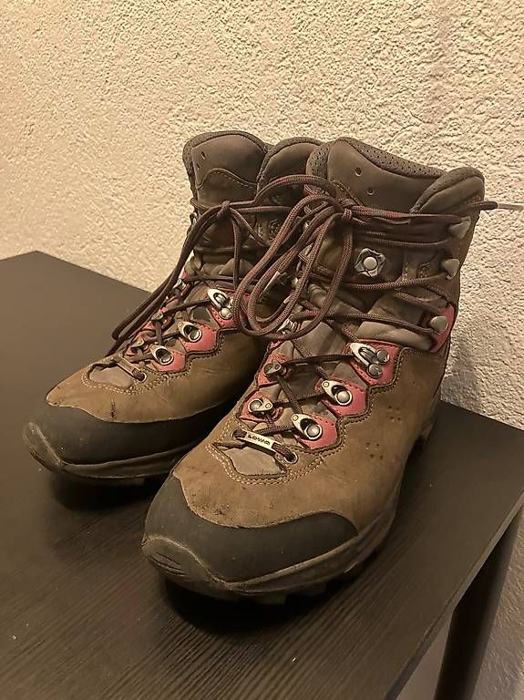 Lowa Damenschuhe: Wanderschuhe Gr. 40 – Gebraucht aus Bern von rahelgrueter. 2