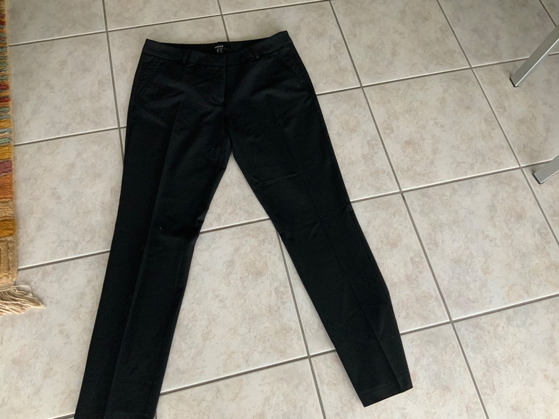 Mexx Pantaloni: Damen Hose Mexx S/M – Usato da Kappel venduto da Mya986 2