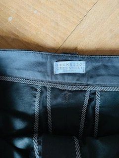 Brunello Cucinelli Pantaloni: Hose von Brunello Cucinelli – Usato da Zürich venduto da bet_m5kn 1