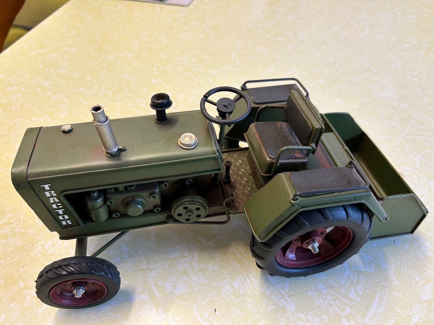 Kit di modellismo & Modellini statici: Traktor Deko – Usato da Kleindöttingen venduto da Demon4