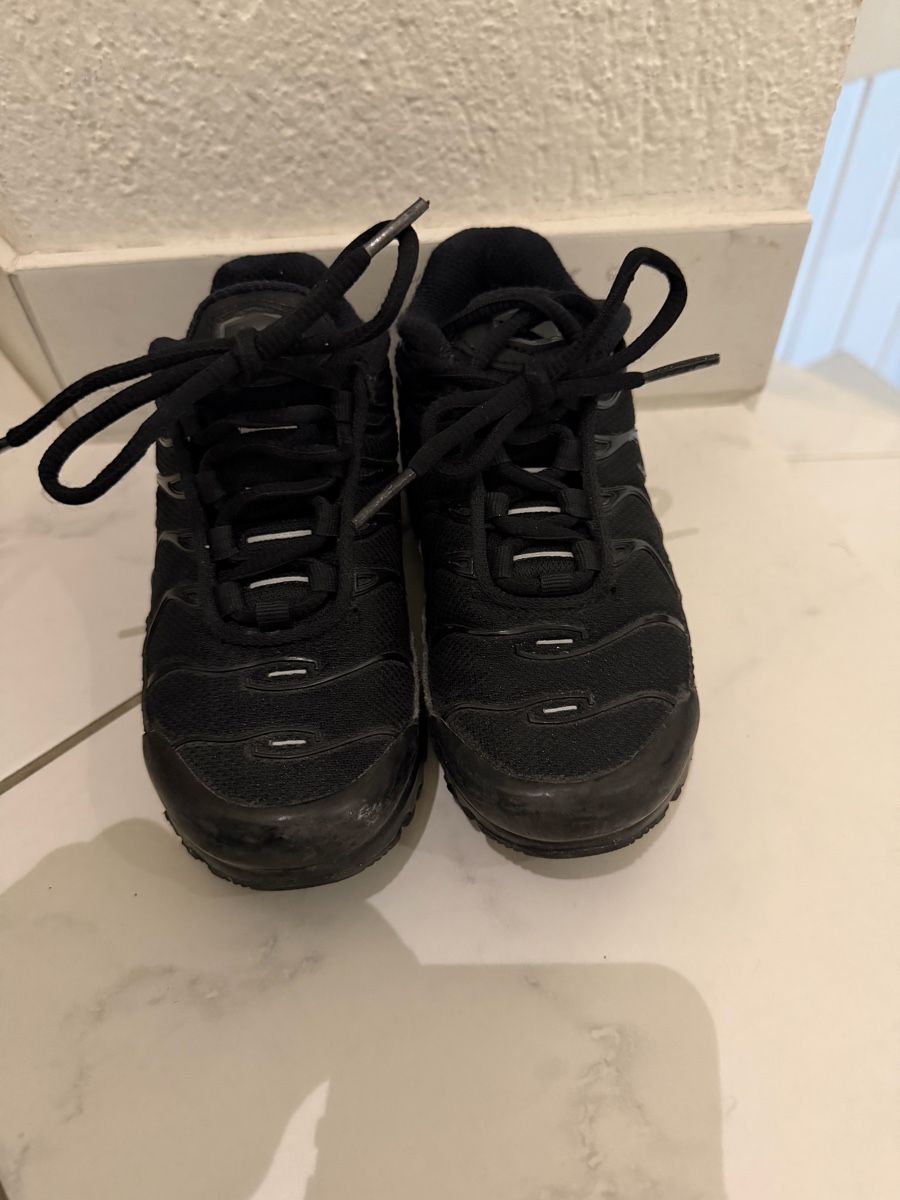 Nike Scarpe per ragazzi: Nike schwarz Grösse 28 – Usato da Effretikon venduto da mige82 1