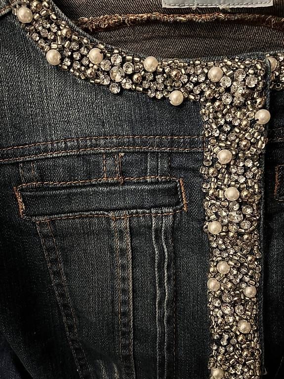 Giacche: Giacca jeans corta con cristalli – Nuovo (secondo la descrizione) da Luzern venduto da mic_99vf 2