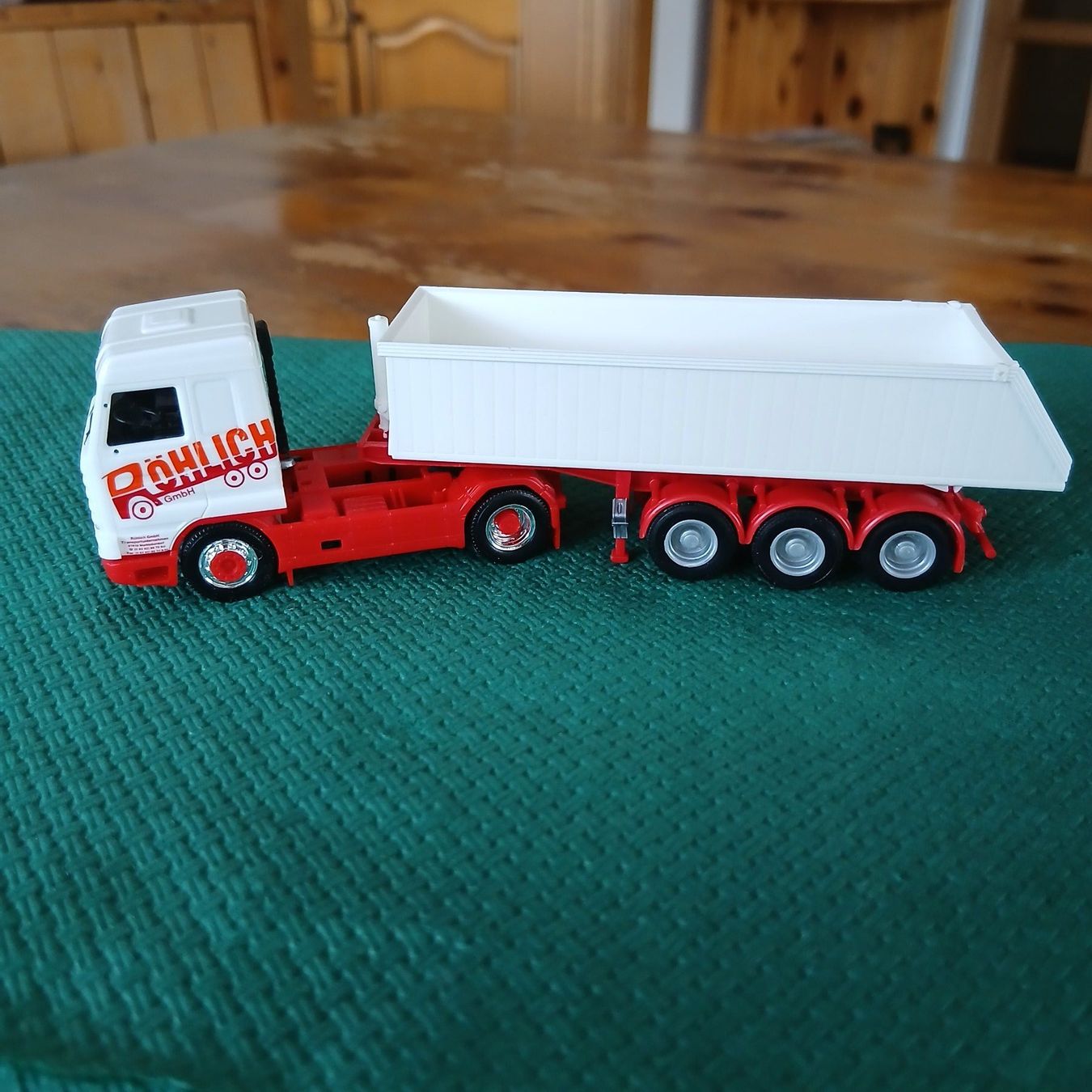 Scania Modellini d'auto: Scania 143M Kippsattelzug 2a-3a Fa. Röhlich – Nuovo (secondo la descrizione) da Salgesch venduto da andiroues 1