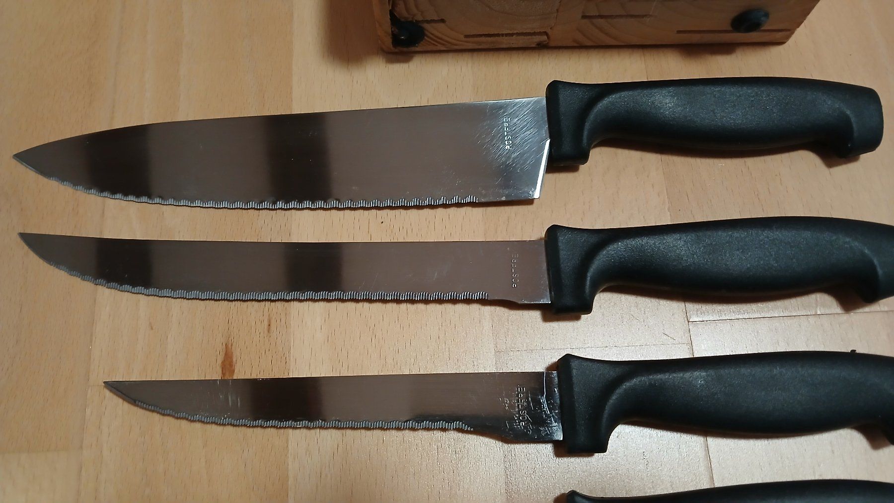 Messer: Messerblock mit 5st.verschiedenen Messern – Gebraucht aus hinwil von tho_j6kz 1