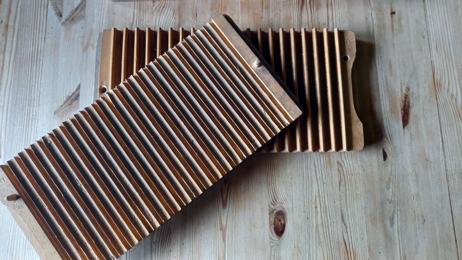 Zigarren: Antike Zigarrenpresse aus Holz – Gebraucht aus Tamins von sem15 1