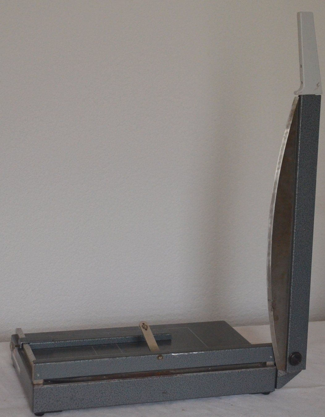 Alle Werkzeuge: Universa Pikola Guillotine – Gebraucht aus Collonges von arashee