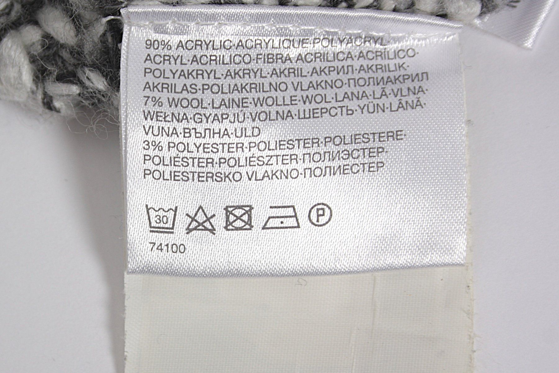 Giacche: YESSICA Strickjacke grau M – Usato da Zollikofen venduto da Restwert_Zollikofen 6