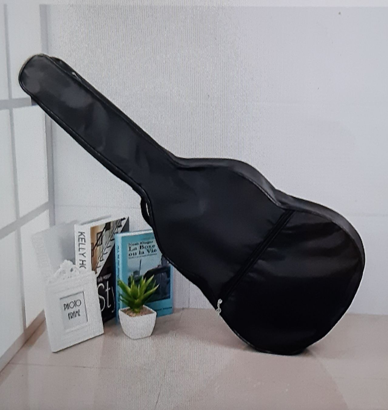 Borse: Gitarrentasche – Nuovo e nell'imballaggio originale da Hochdorf venduto da Amazone0 1