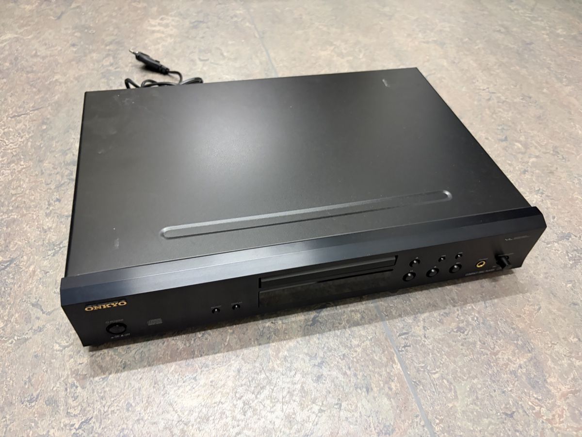 CD: Onkyo CD Player – Usato da Uznach venduto da pegasus101