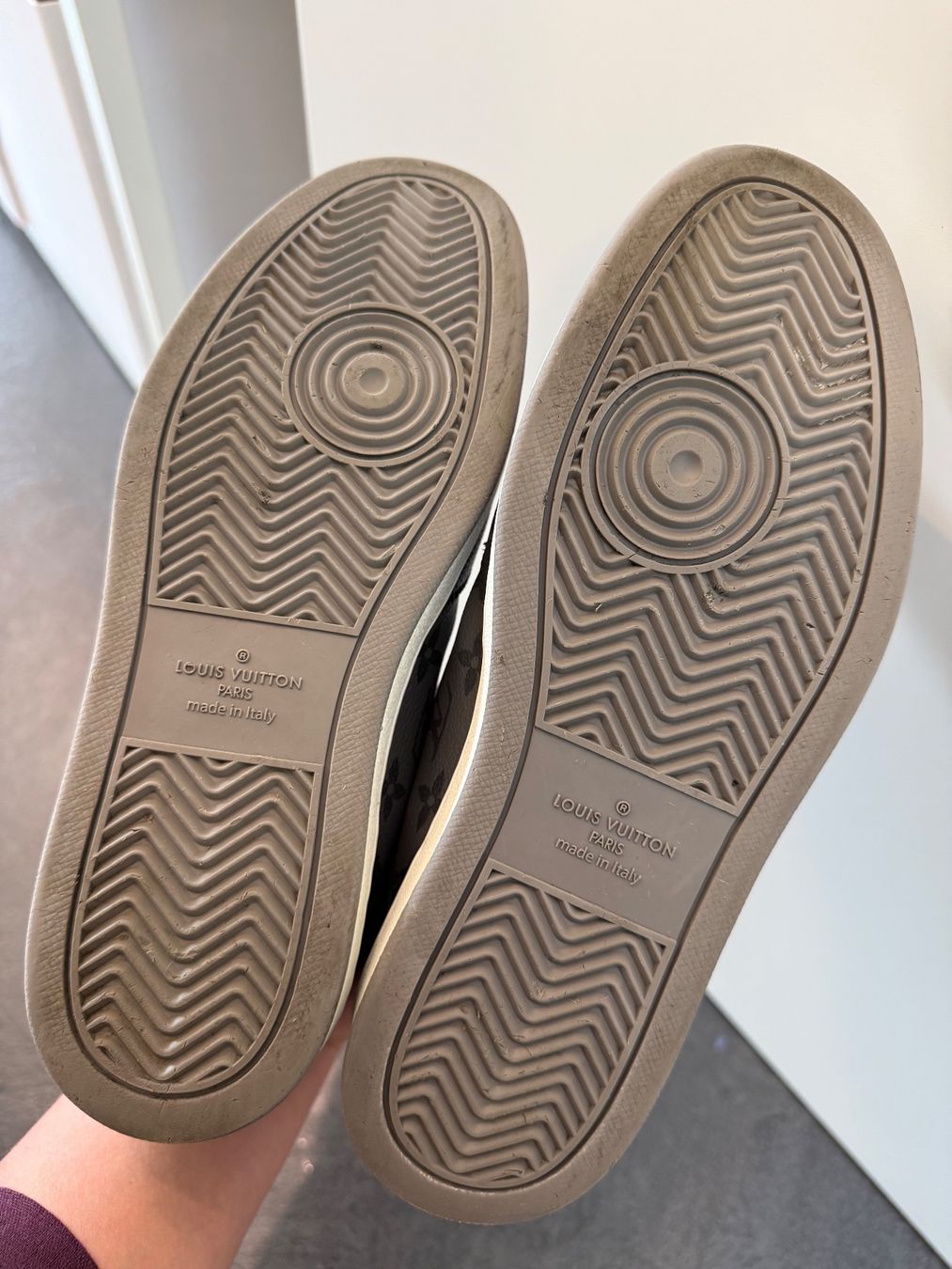 Louis Vuitton Scarpe da uomo: Louis Vuitton Sneaker monogram Grösse 40.5 – Nuovo (secondo la descrizione) da Illnau venduto da Bigmama14 5